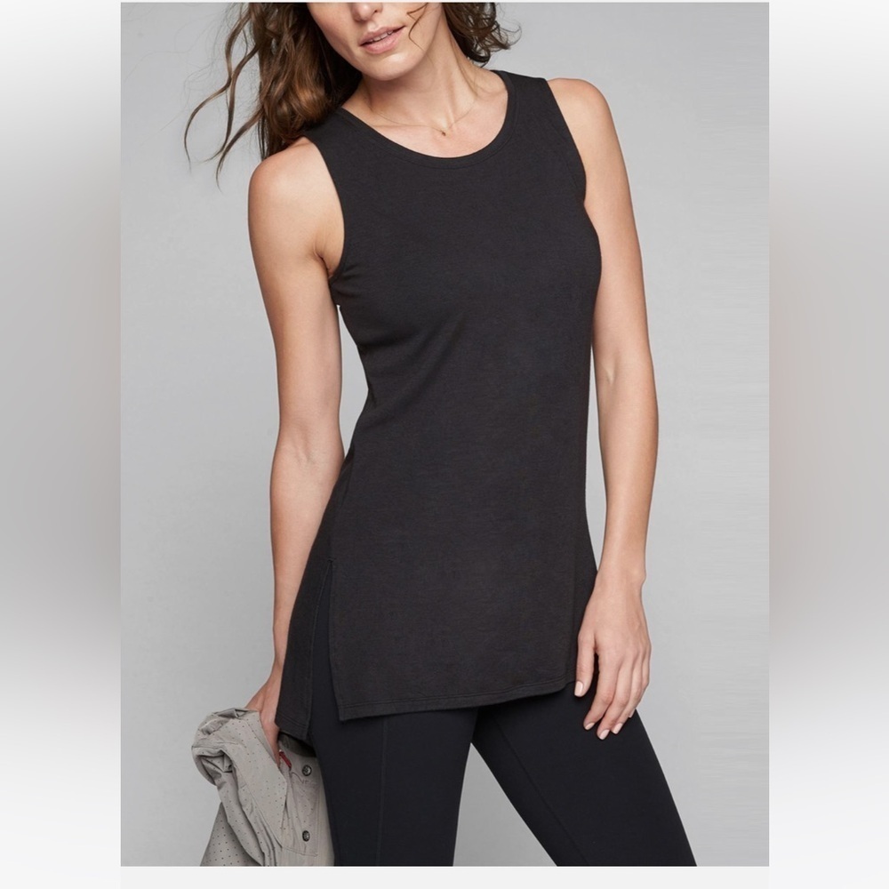 Athleta Threadlight Layering Tank